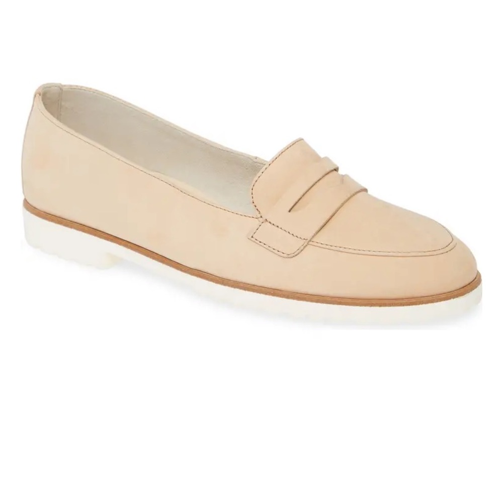 NWT Paul Green leather Caramela Penny Loafers